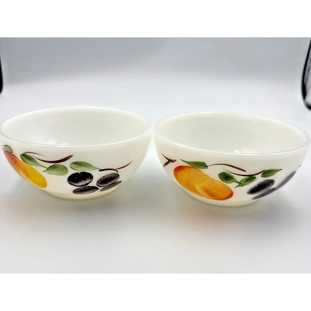 Fire King Anchor Hocking Gay Fad Fruit Pattern Milk Glass 8 Piece Set.‎
